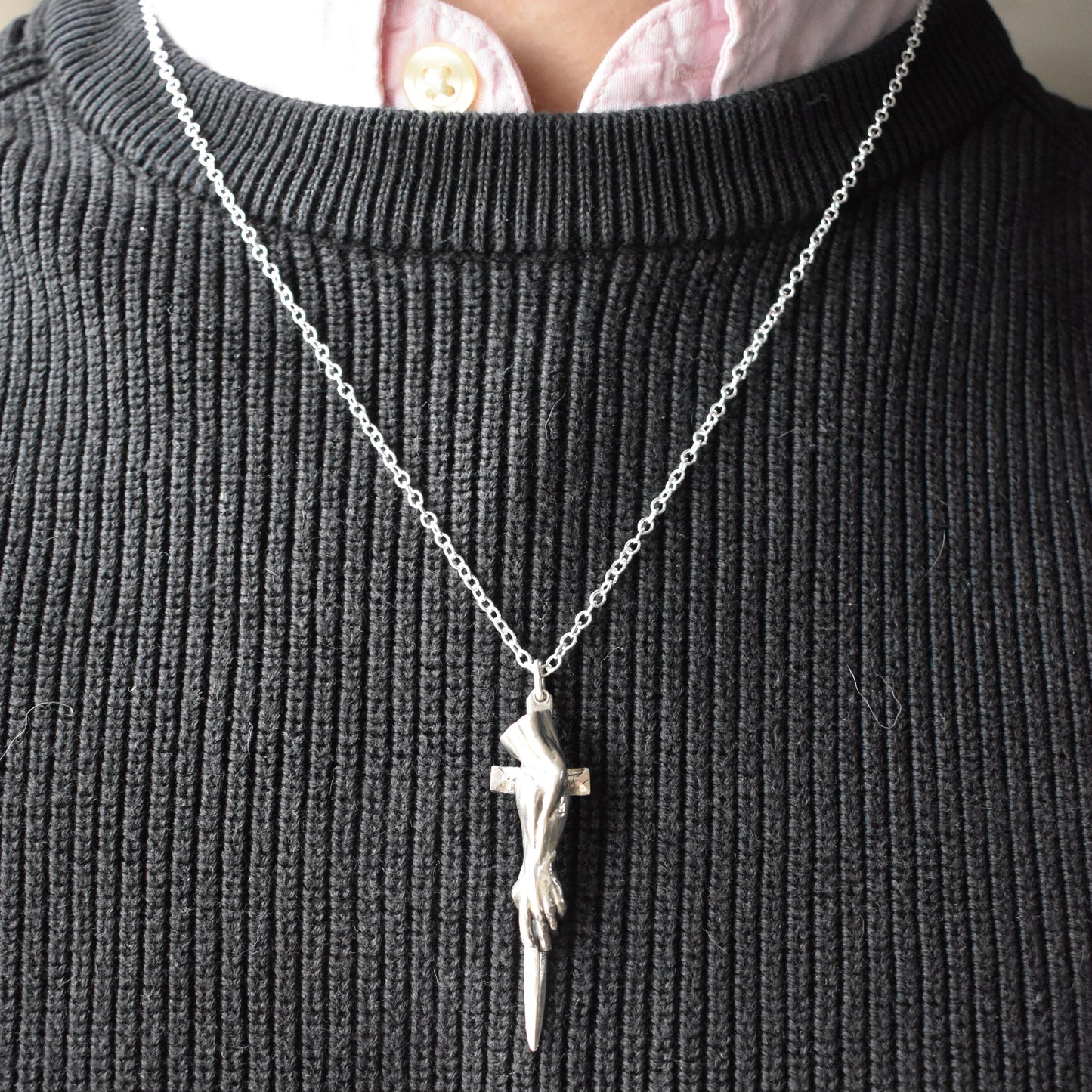 Pendentif main épée argent artisanal france philoculus